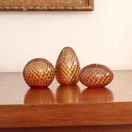 Egg Paperweight Bubble Effect Red with Gold Murano Style Art Glass