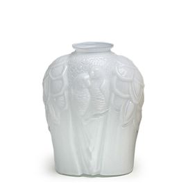 Glass Vase Vintage Aesthetics Fauna model Milky White Murano Style Art Glass